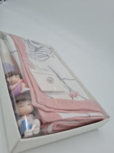 Load image into Gallery viewer, Clear Boxes With Full Window