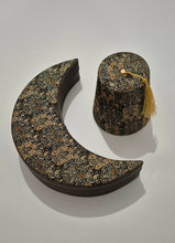 Load image into Gallery viewer, صحن ضيافة مقاس لارج على شكل هلال وطربوش