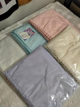 Load image into Gallery viewer, Girls' Corniche prayer set.( 3 Years 15 Years ) طقم صلاة كورنيش للبنوتات