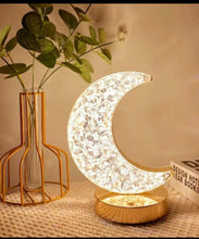 Load image into Gallery viewer, Rechargeable, wireless LED table ( مصباح طاولة لاسلكي قابل لإعادة الشحن )