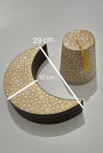 Load image into Gallery viewer, صحن ضيافة مقاس لارج على شكل هلال وطربوش