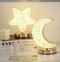 Load image into Gallery viewer, Rechargeable, wireless LED table ( مصباح طاولة لاسلكي قابل لإعادة الشحن )