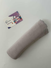Load image into Gallery viewer, Reem Cotton Shawl ( شالات شاب الكويتي القطن السادة )