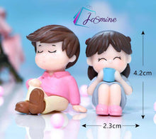 Load image into Gallery viewer, Boy and girl Ornament set- decoration
