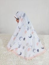 Load image into Gallery viewer, Zeina Prayer clothes ( 3 years to 16 years)
