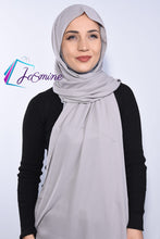 Load image into Gallery viewer, Elif instant Hijab Shawl ( شال كريب ايليف انستانت مع قمطة )