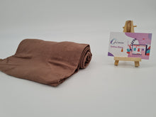 Load image into Gallery viewer, Reem Cotton Shawl ( شالات شاب الكويتي القطن السادة )