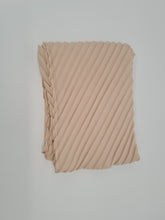 Load image into Gallery viewer, Aya Crepe Shawl ( شالات كريب مكسر )