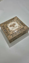 Load image into Gallery viewer, A mosaic box صندوق موزاييك من عراقة وتراث الشرق الأوسط
