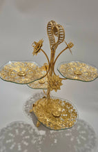 Load image into Gallery viewer, ستاند تقديم فاخر بأربع طبقات – تصميم ملكي ذهبي
