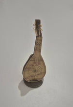 Load image into Gallery viewer, مجسمات خشبية صغيرة مستوحاة من التراث العربي الأصيل،
