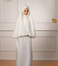 Load image into Gallery viewer, Girls&#39; Corniche prayer set.( 3 Years 15 Years ) طقم صلاة كورنيش للبنوتات
