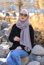 Load image into Gallery viewer, Doted Plain Crepe Shawl ( شالات كريب منقط )
