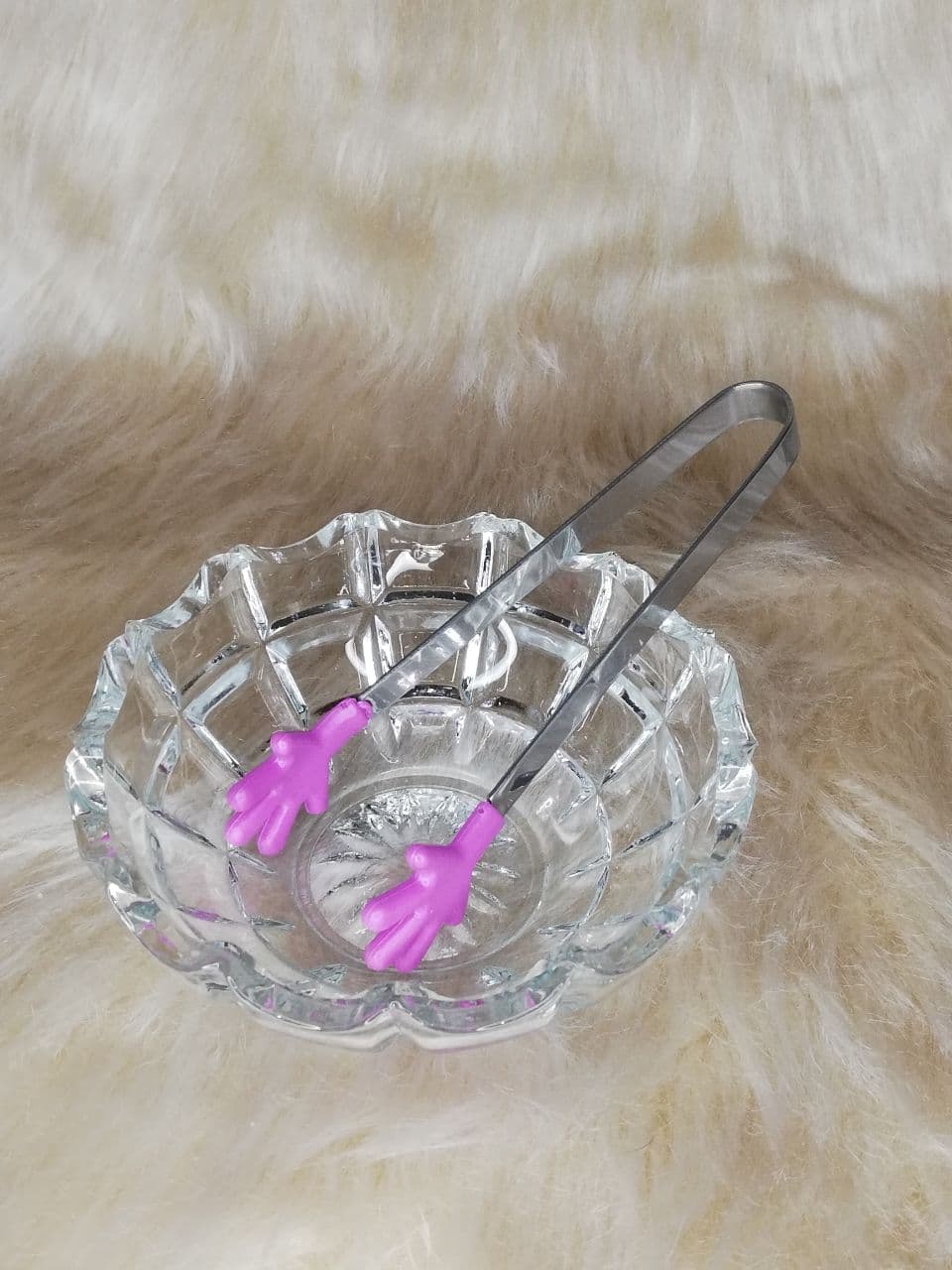 Tongs for sweets and nuts